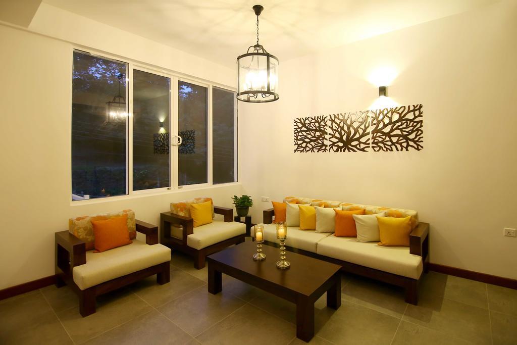 Hillcrest Villa 佩勒代尼耶 外观 照片
