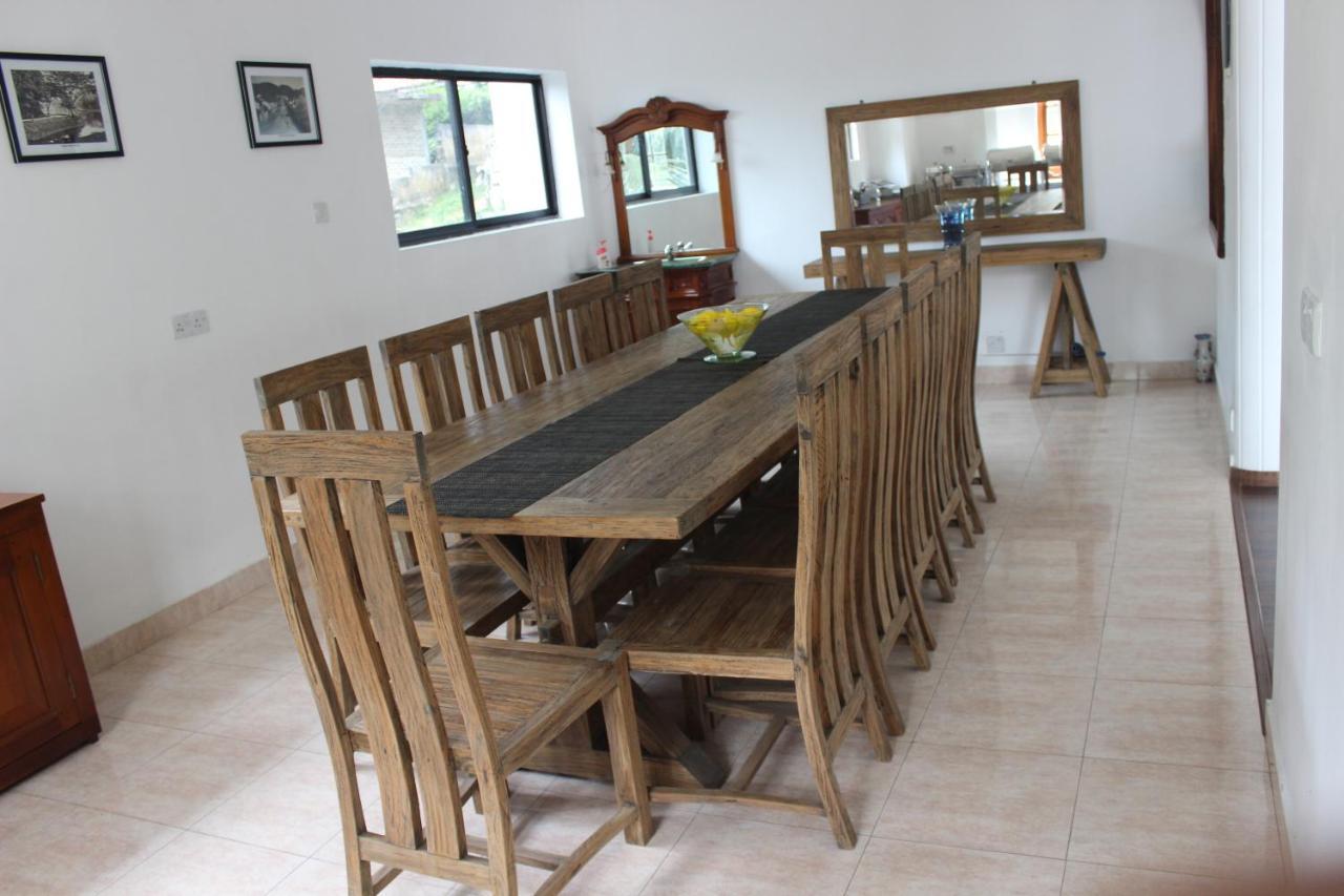 Hillcrest Villa 佩勒代尼耶 外观 照片