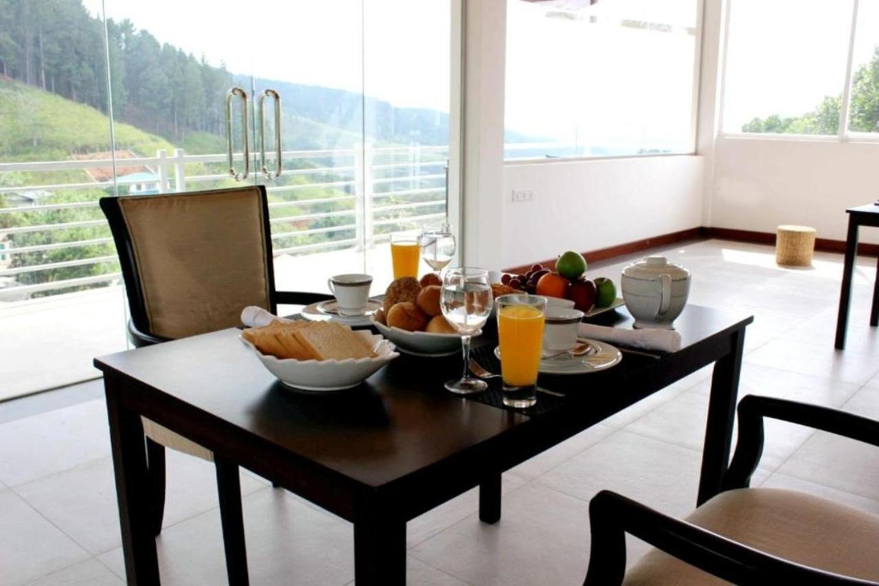 Hillcrest Villa 佩勒代尼耶 外观 照片
